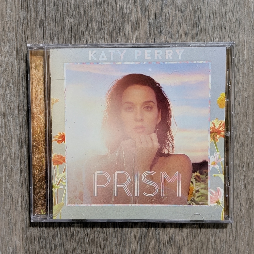 Katy Perry Prism CD - Preloved